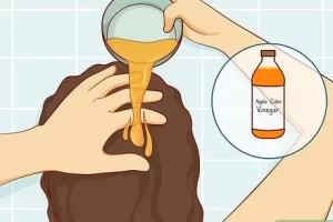 get chlorine out of hair